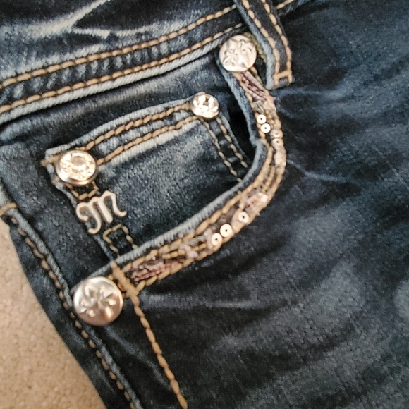 Miss Me Mid Rise Easy Skinny Denim Jeans Buckle 26 EUC Womens - Picture 10 of 12